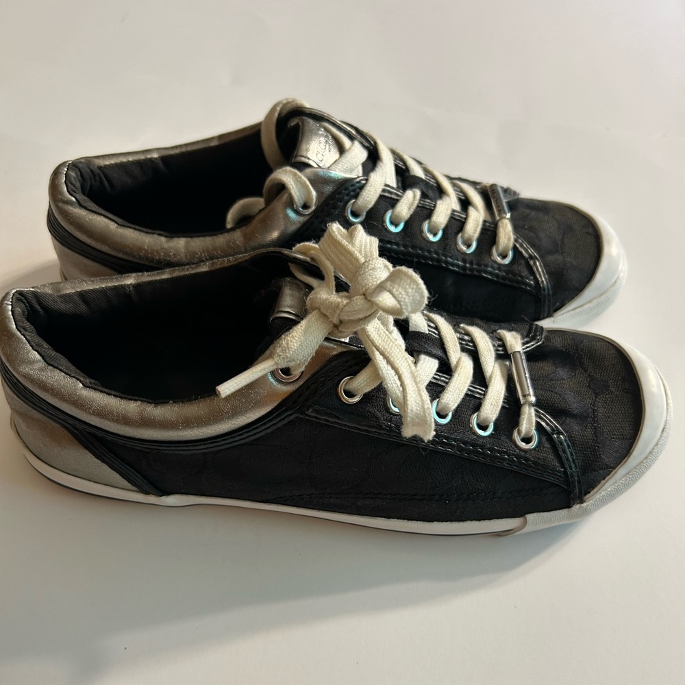 COACH FRANCESA BLACK/SILVER MONOGRAM LACE UP SNEAKERS WOMEN’S SIZE 8.5B